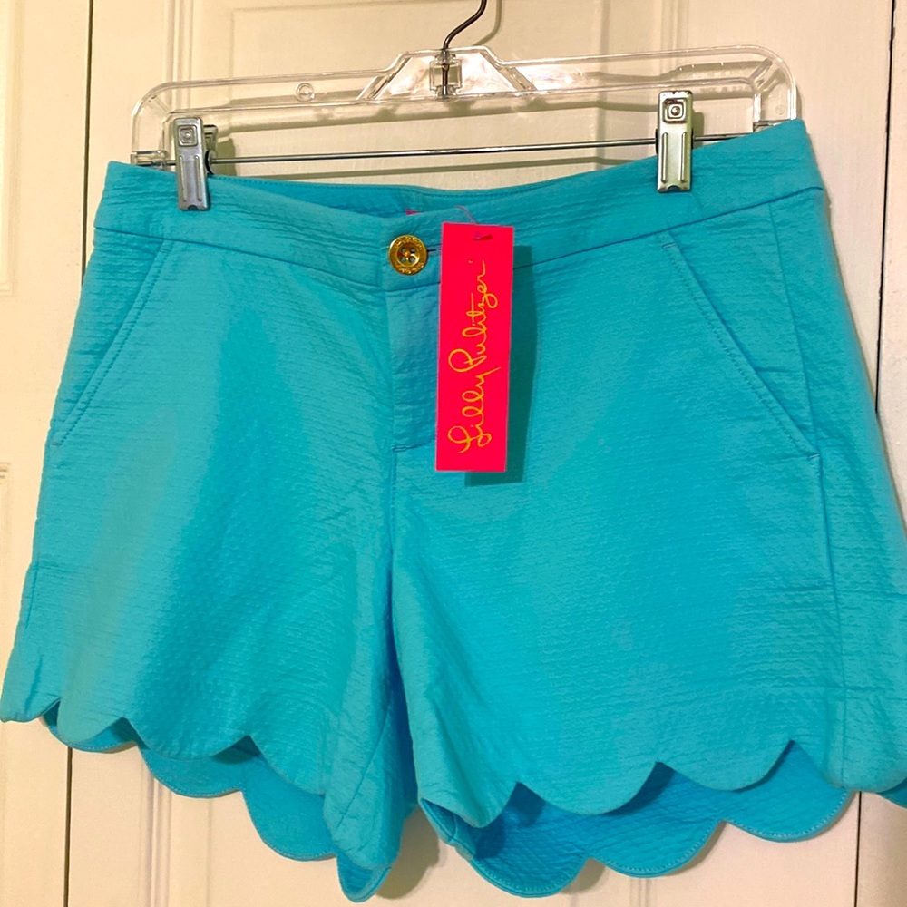 Lilly Pulitzer Buttercup Stretch Short size 6 NWT. BALI BLUE